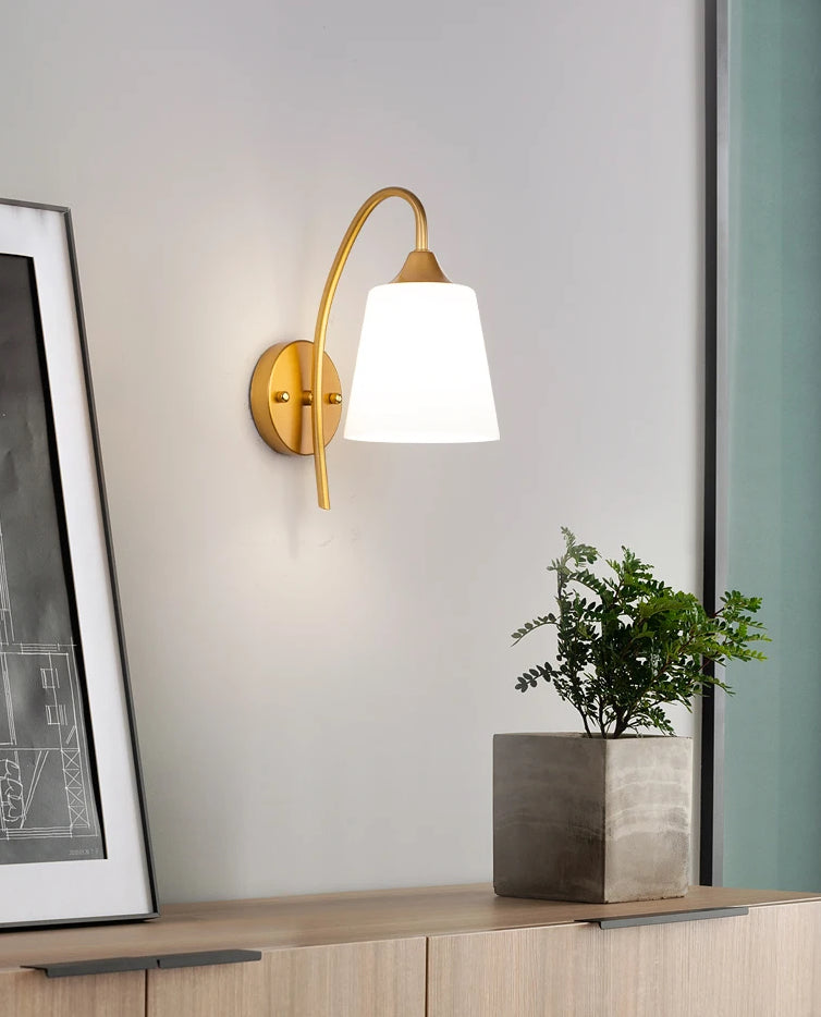 Cottrell- E27 LED bulb modern wall light